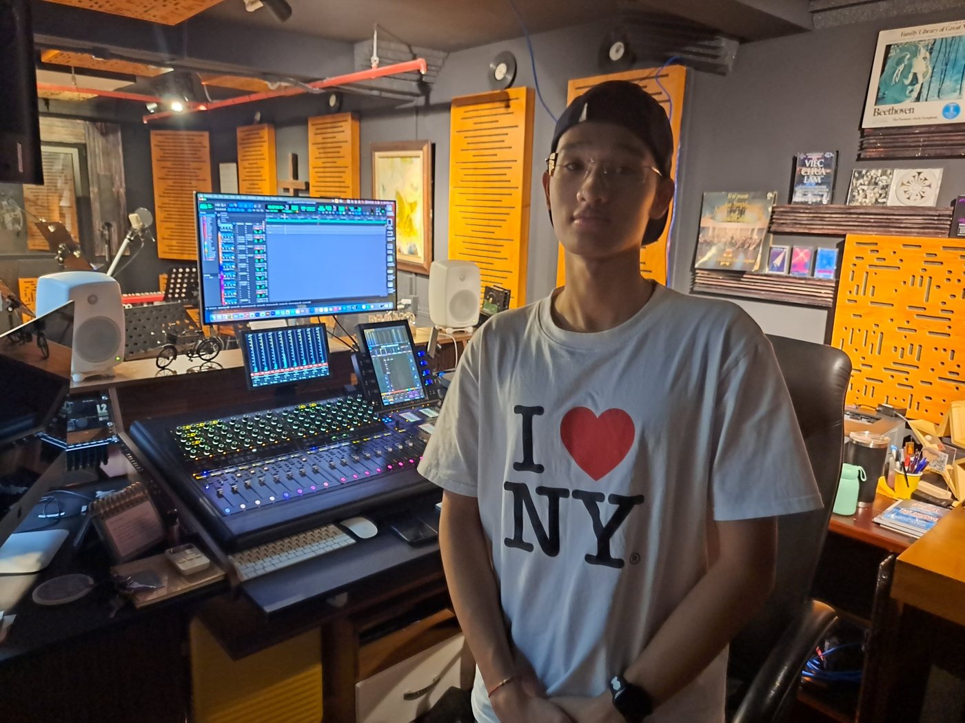 In CHẠM’s control room.